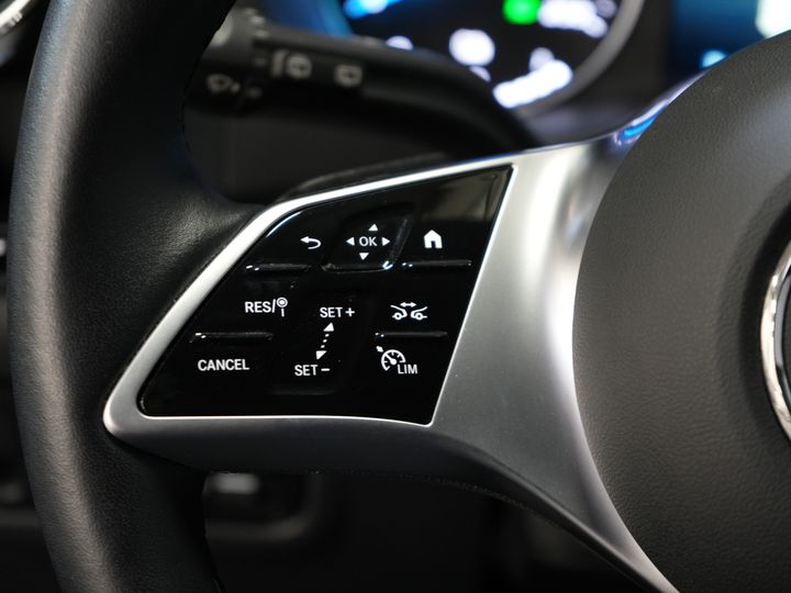 Mercedes-Benz eVito Bestelbus eVito L2 60 kWh 285 km WLTP Snellader/ LED/ Adapt.Cruise/ Stoelverw./ Carplay/ Camera/ PDC/ 17