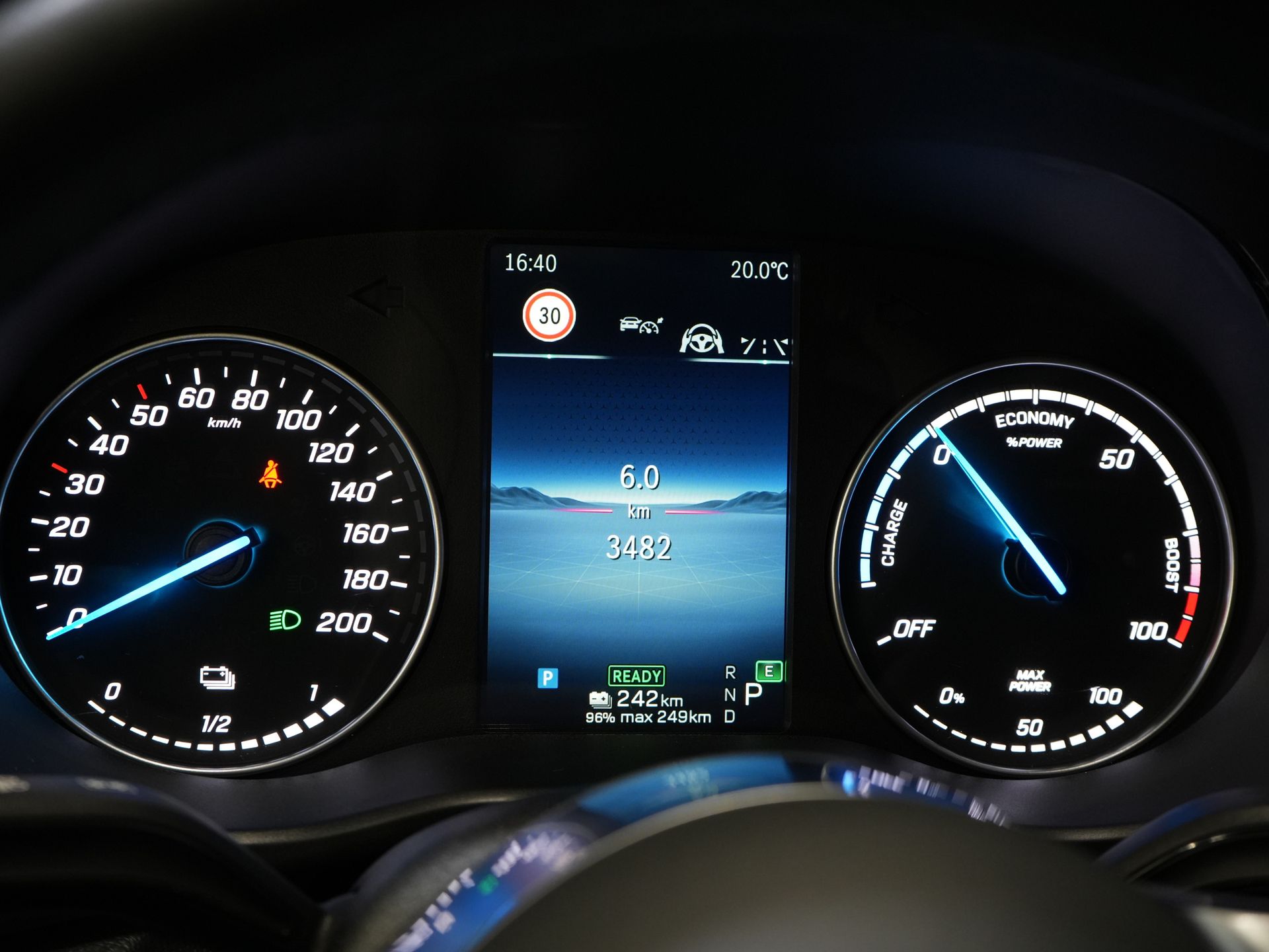 Mercedes-Benz eVito Bestelbus eVito L2 60 kWh 285 km WLTP Snellader/ LED/ Adapt.Cruise/ Stoelverw./ Carplay/ Camera/ PDC/ 17