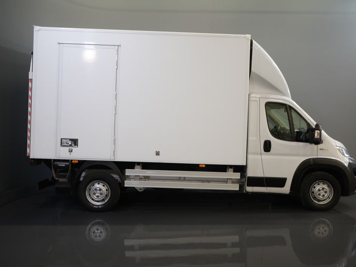 Fiat Ducato Bakwagen 2.3 MJ 150 KM Bakwagen 377x220x222 Laadklep/ Zijdeur/ Spoiler/ Tacho/ Gev.Stoel/ Kamera/ Climate/ Cruise/ Navi
