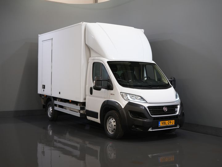 Fiat Ducato Bakwagen 2.3 MJ 150 hp Bakwagen 377x220x222 Laadklep/ Zijdeur/ Spoiler/ Tacho/ Gev.Stoel/ Camera/ Climate/ Cruise/ Navi