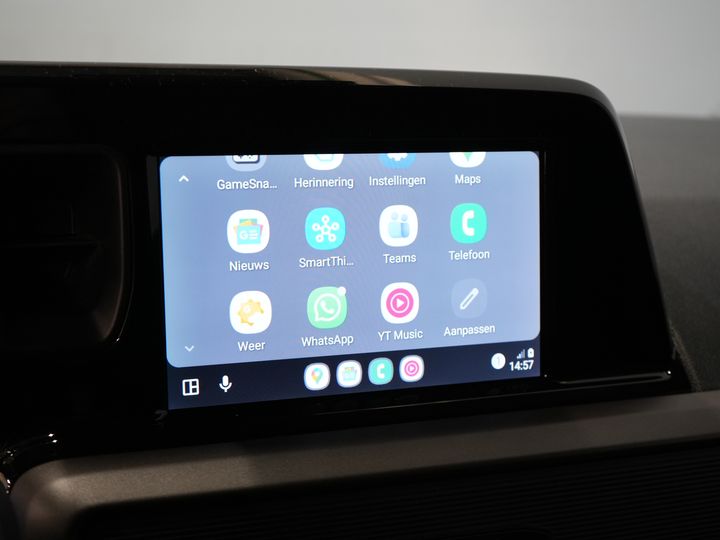 Ford Transit Courier Bestelbus 1.0 Trend 100 pk BENZINE BPM VRIJ! Garantie 05-2029/ Carplay/ Virtual Cockpit/ Airco/ Cruise