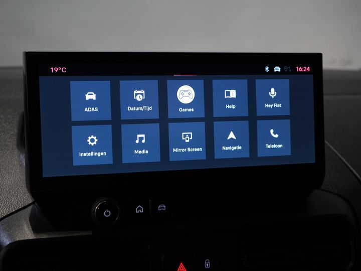 Fiat Doblò Bestelbus 1.2 110 pk L2 BENZINE 3pers./ Virtual Cockpit/ Carplay/ Navi/ Camera/ PDC/ Cruise/ Airco