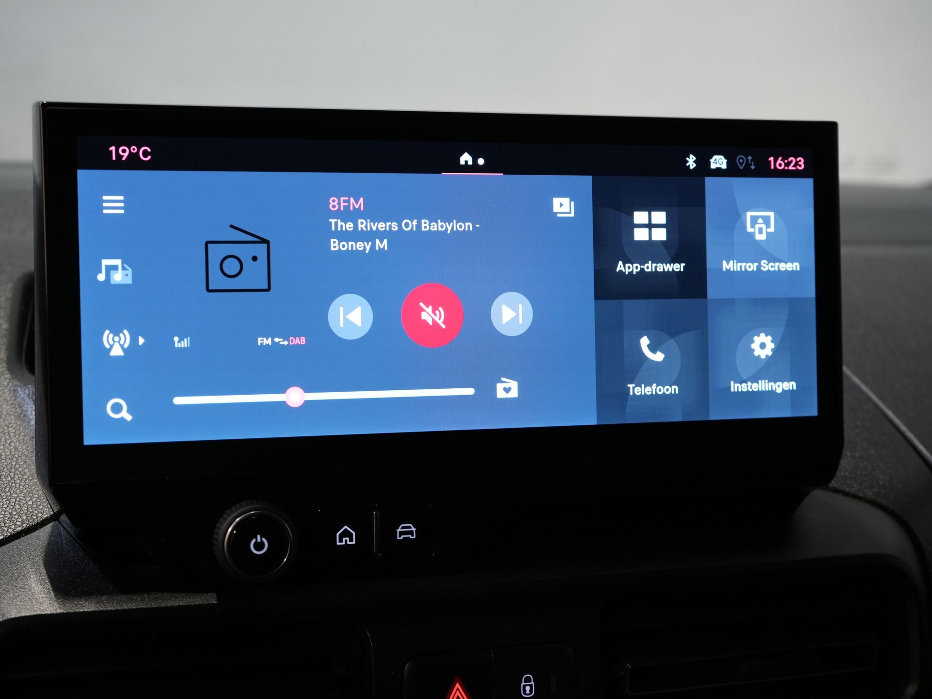 Fiat Doblò Bestelbus 1.2 110 pk L2 BENZINE 3pers./ Virtual Cockpit/ Carplay/ Navi/ Camera/ PDC/ Cruise/ Airco