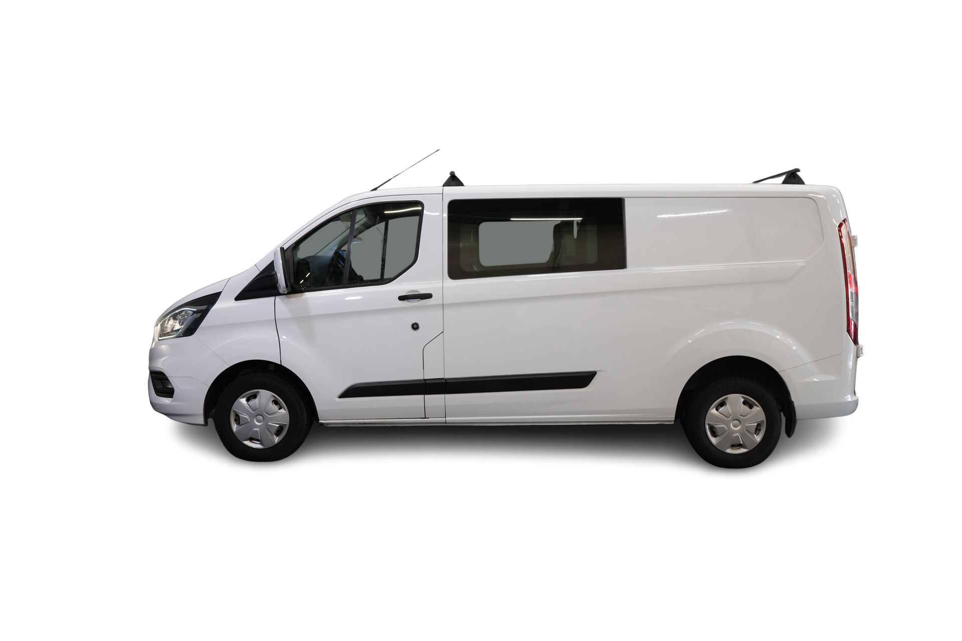 Ford Transit Custom Bestelbus 2.0 TDCI L2 Trend DC Dubbel Cabine BPM VRIJ! Stoelverw./ Carplay/ 2.7t Trekverm./ Navi/ PDC/ Cruise