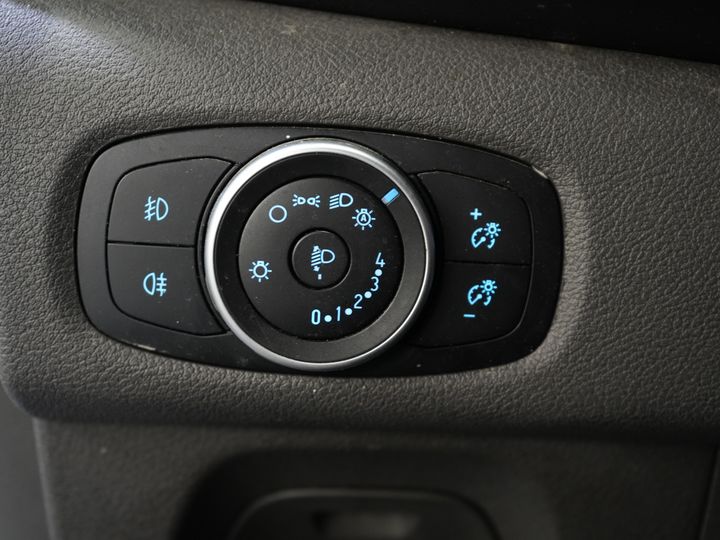 Ford Transit Custom Bestelbus 2.0 TDCI L2 Trend DC Dubbel Cabine BPM VRIJ! Stoelverw./ Carplay/ 2.7t Trekverm./ Navi/ PDC/ Cruise