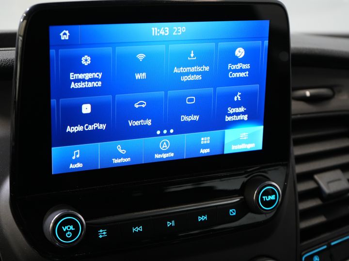 Ford Transit Custom Bestelbus 2.0 TDCI L2 Trend DC Dubbel Cabine BPM VRIJ! Stoelverw./ Carplay/ 2.7t Trekverm./ Navi/ PDC/ Cruise