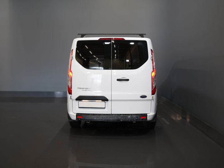 Ford Transit Custom Bestelbus 2.0 TDCI L2 Trend DC Dubbel Cabine BPM VRIJ! Stoelverw./ Carplay/ 2.7t Trekverm./ Navi/ PDC/ Cruise