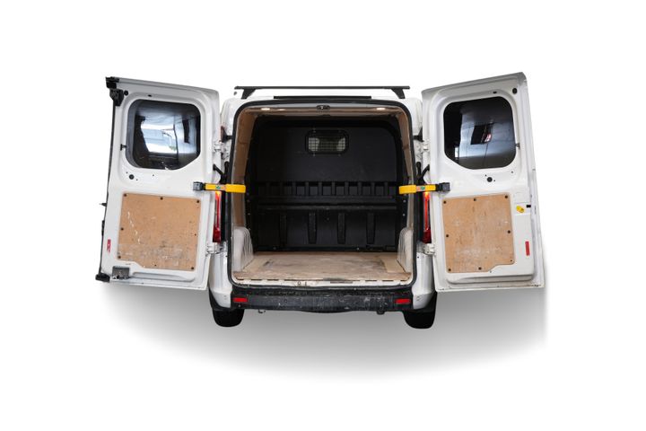 Ford Transit Custom Bestelbus 2.0 TDCI L2 Trend DC Dubbel Cabine BPM VRIJ! Stoelverw./ Carplay/ 2.7t Trekverm./ Navi/ PDC/ Cruise