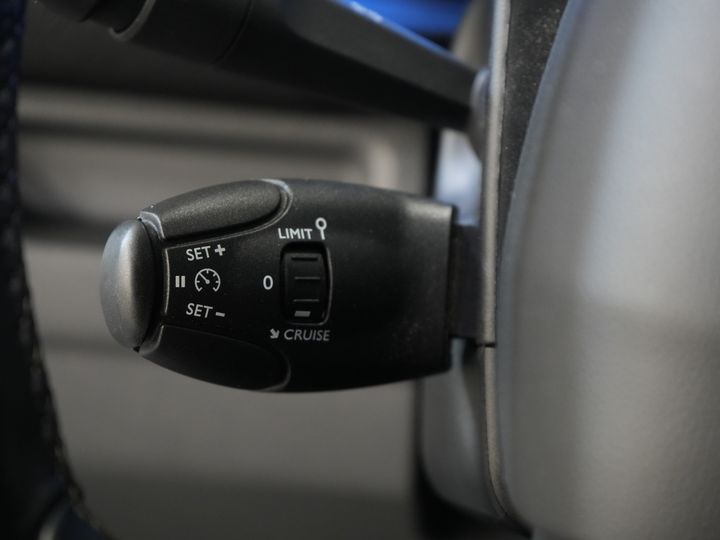 Peugeot e-Expert Van L2 75 кВт/год 330 км WLTP Швидка зарядка/ Сидіння/ Навігація/ Carplay/ Камера/ Клімат/ LMV/ Круїз