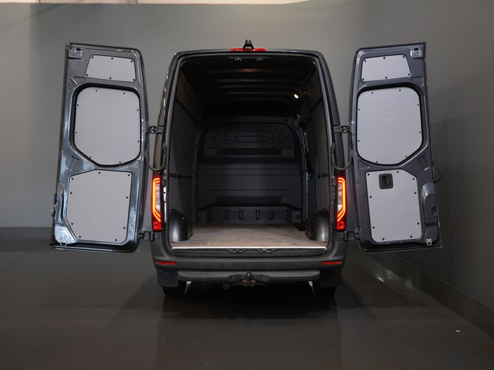 Mercedes-Benz Sprinter Van 317 CDI Aut. L2H2 LED/ Адапт.круїз/ Підігрів підставки/ Підігрів сидінь/ Carplay/ Камера/ Буксирний гак