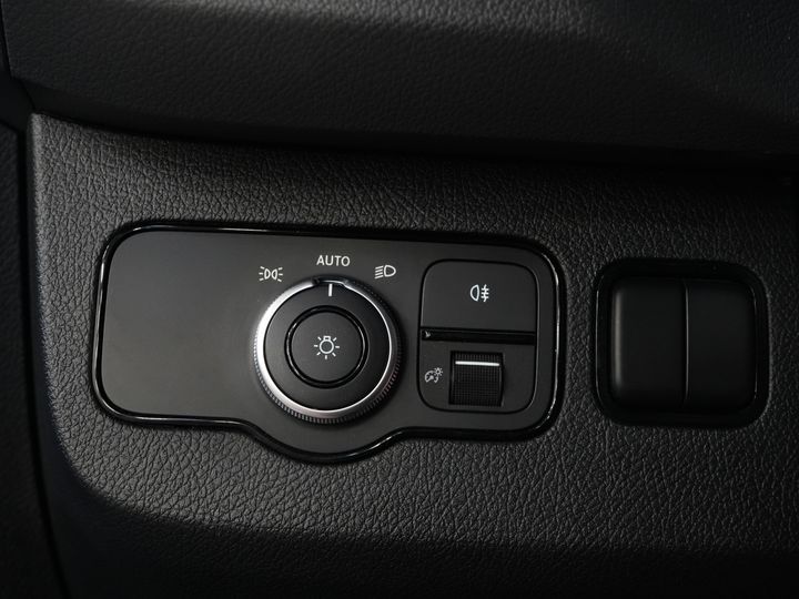Mercedes-Benz Sprinter Van 317 CDI Aut. L2H2 LED/ Адапт.круїз/ Підігрів підставки/ Підігрів сидінь/ Carplay/ Камера/ Буксирний гак