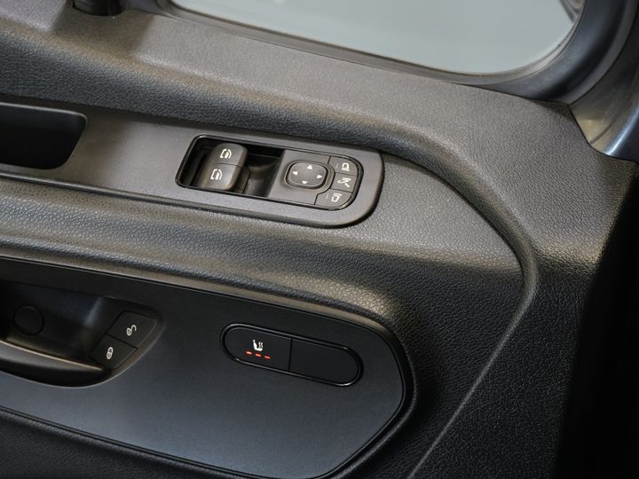 Mercedes-Benz Sprinter Van 317 CDI Aut. L2H2 LED/ Адапт.круїз/ Підігрів підставки/ Підігрів сидінь/ Carplay/ Камера/ Буксирний гак