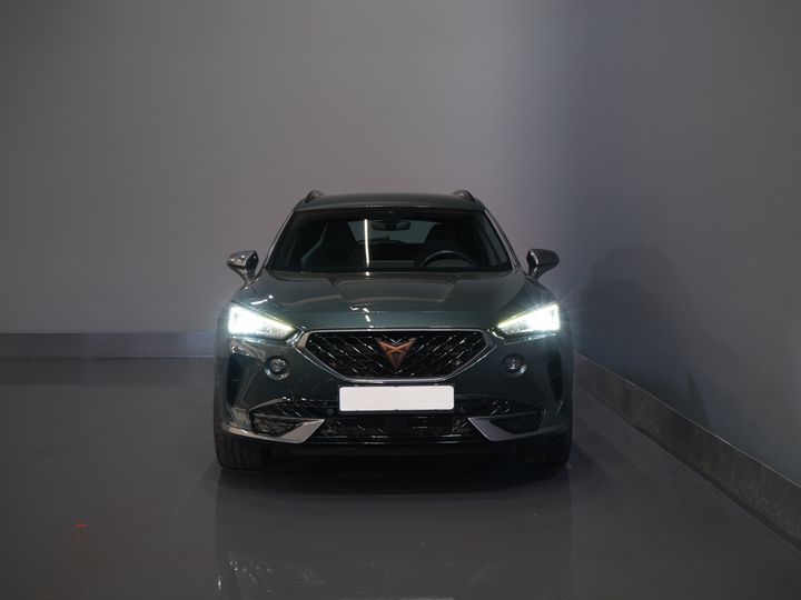 CUPRA Formentor SUV 1.4 e-Hybrid 245 CV VZ Copper Edition Matrix/ Gancio di traino/ Adapt.Cruise/ Sedili riscaldati/ Volante riscaldato/ Navigatore/ Telecamera/ Climatizzatore