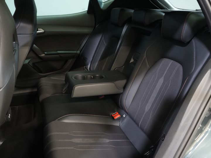 CUPRA Formentor SUV 1.4 e-Hybrid 245 CV VZ Copper Edition Matrix/ Gancio di traino/ Adapt.Cruise/ Sedili riscaldati/ Volante riscaldato/ Navigatore/ Telecamera/ Climatizzatore