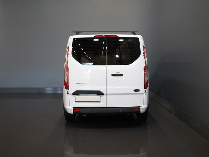 Ford Transit Custom Vans 2.0 TDCI L2 Trend DC Doppelkabine Sitzverw. / Carplay/ 2.7t Anhängesystem/ Navi/ PDC/ Tempomat