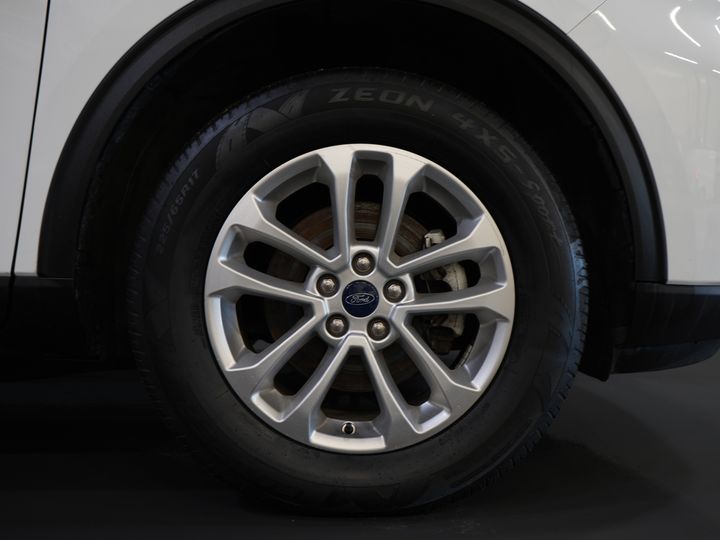 Ford Kuga SUV 2.5 PHEV 225 CV Titanium Navi/ Carplay/ Asientos calefactables/ Volante calefactable/ Cámara/ PDC/ Climatizador