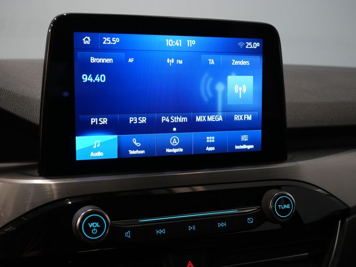 Ford Kuga SUV 2.5 PHEV 225 CV Titanium Navi/ Carplay/ Asientos calefactables/ Volante calefactable/ Cámara/ PDC/ Climatizador