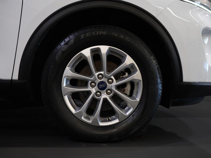 Ford Kuga SUV 2.5 PHEV 225 CV Titanium Navi/ Carplay/ Asientos calefactables/ Volante calefactable/ Cámara/ PDC/ Climatizador