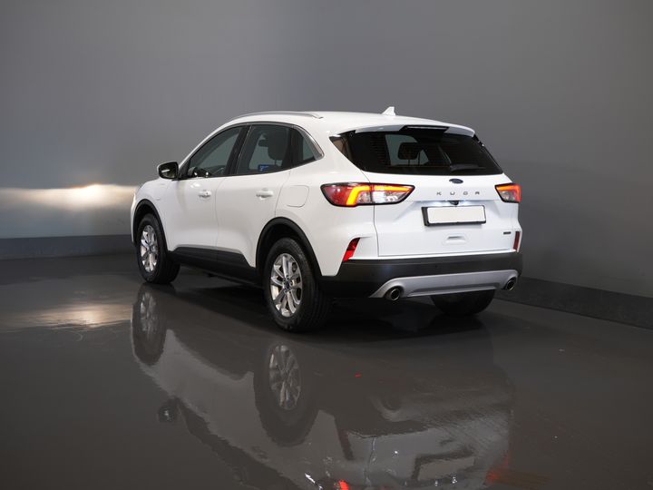 Ford Kuga SUV 2.5 PHEV 225 CV Titanium Navi/ Carplay/ Asientos calefactables/ Volante calefactable/ Cámara/ PDC/ Climatizador