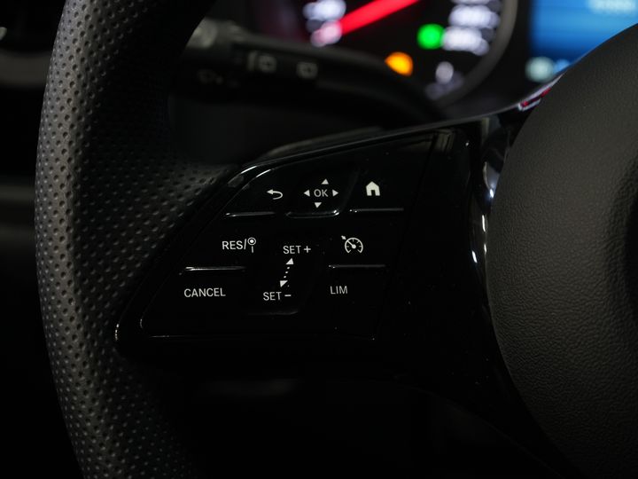 Mercedes-Benz Vito Bestelbus 116 CDI Aut. L3 DC Dubbel Cabine BPM VRIJ! 6 Pers./ 2xSchuifdeur/ LED/ Stoelverw./ 270Gr. Deuren/ Carplay/ Camera/ Cruise/ Trekh