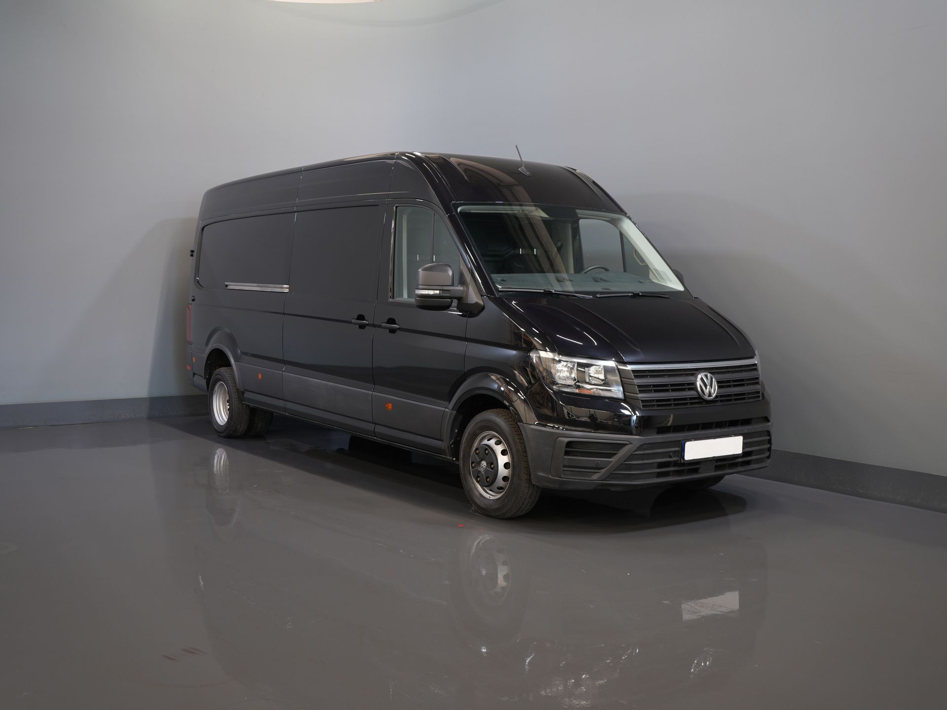 Volkswagen Crafter Van 50 2.0 TDI 180 hp Aut DSG L4H3 BPM FREE! Dual Air/ 270Gr.Doors/ Gev.Stoel/ Carplay/ Navi/ Camera/ Cruise/ PDC/ Towbar