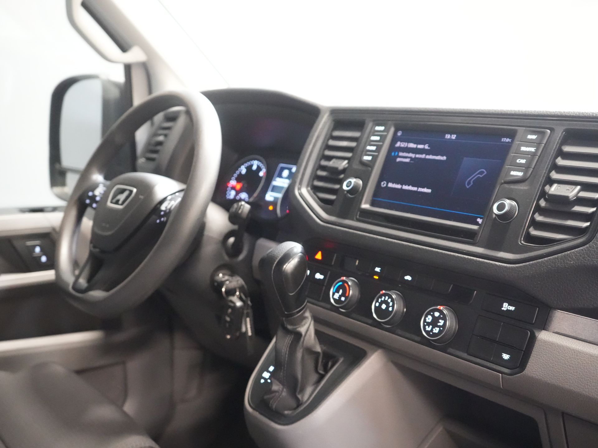 MAN TGE Lieferwagen 3.140 140 PS 2.0 TDI DSG Aut. L3H3 EXPORT 270Gr. Türen/ Sicherheitsgurt/ Navi/ Carplay/ Kamera/ Tempomat/ Anhängerkupplung/ Klimaanlage