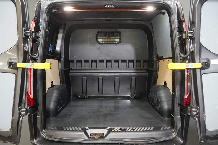 Ford Transit Custom Van 2.0 TDCI 130 cv Aut DC Doppia Cabina Limited 2x Porta scorrevole/ CarPlay/ Seatverw./ Cruise/ LMV/ Navi/ Cruise/ PDC