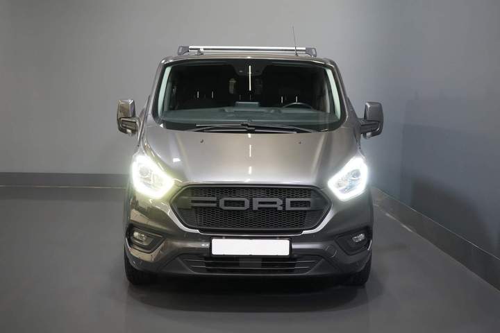 Ford Transit Custom Van 2.0 TDCI 130 cv Aut DC Doppia Cabina Limited 2x Porta scorrevole/ CarPlay/ Seatverw./ Cruise/ LMV/ Navi/ Cruise/ PDC