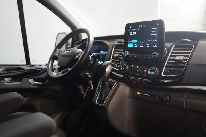 Ford Transit Custom Van 2.0 TDCI 130 cv Aut DC Doppia Cabina Limited 2x Porta scorrevole/ CarPlay/ Seatverw./ Cruise/ LMV/ Navi/ Cruise/ PDC