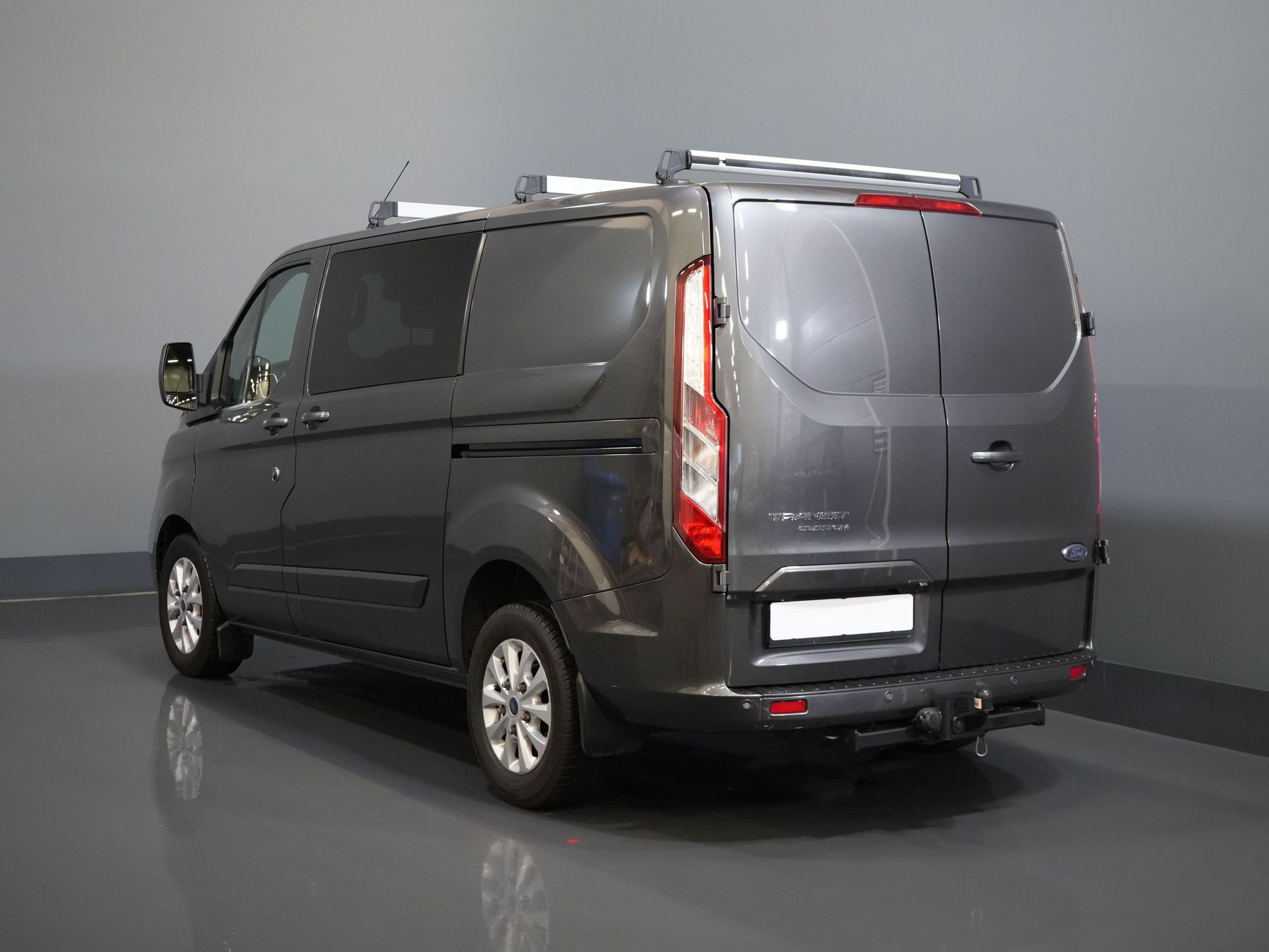 Ford Transit Custom Van 2.0 TDCI 130 hp Aut DC Double Cab Limited 2x Sliding door/ CarPlay/ Seatverw./ Cruise/ LMV/ Navi/ Cruise/ PDC