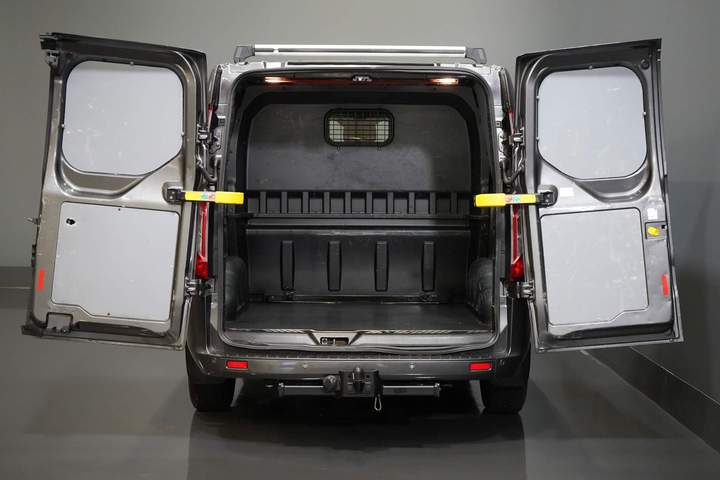 Ford Transit Custom Van 2.0 TDCI 130 cv Aut DC Doppia Cabina Limited 2x Porta scorrevole/ CarPlay/ Seatverw./ Cruise/ LMV/ Navi/ Cruise/ PDC