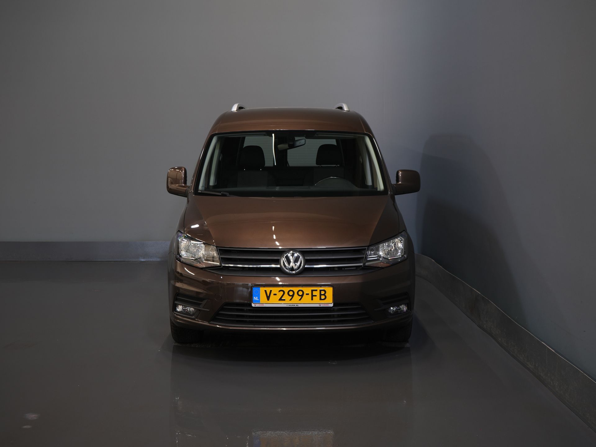 Volkswagen Caddy Furgón 1.6 TDI 105 CV Aut. Highline NL Auto/ DB Belt V.V./ Carplay/ Climate/ Stoelverw./ Cruise/ Navi/ LMV /PDC/