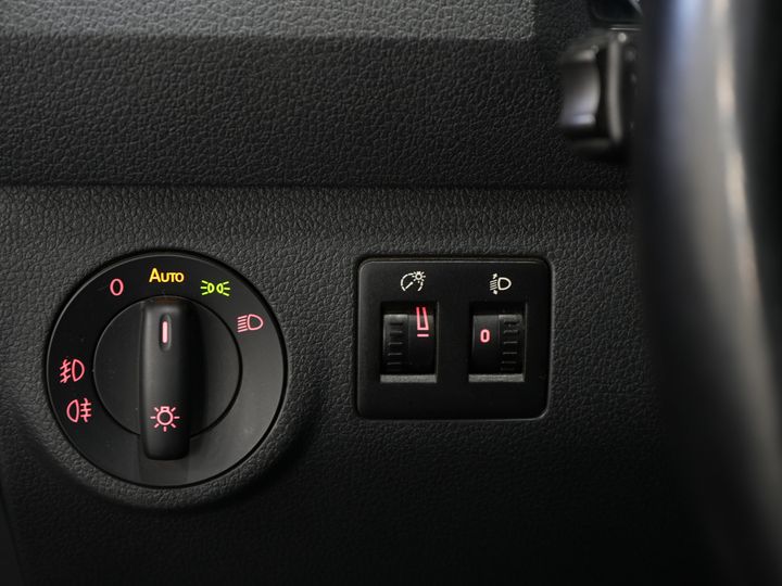 Volkswagen Caddy Furgón 1.6 TDI 105 CV Aut. Highline NL Auto/ DB Belt V.V./ Carplay/ Climate/ Stoelverw./ Cruise/ Navi/ LMV /PDC/