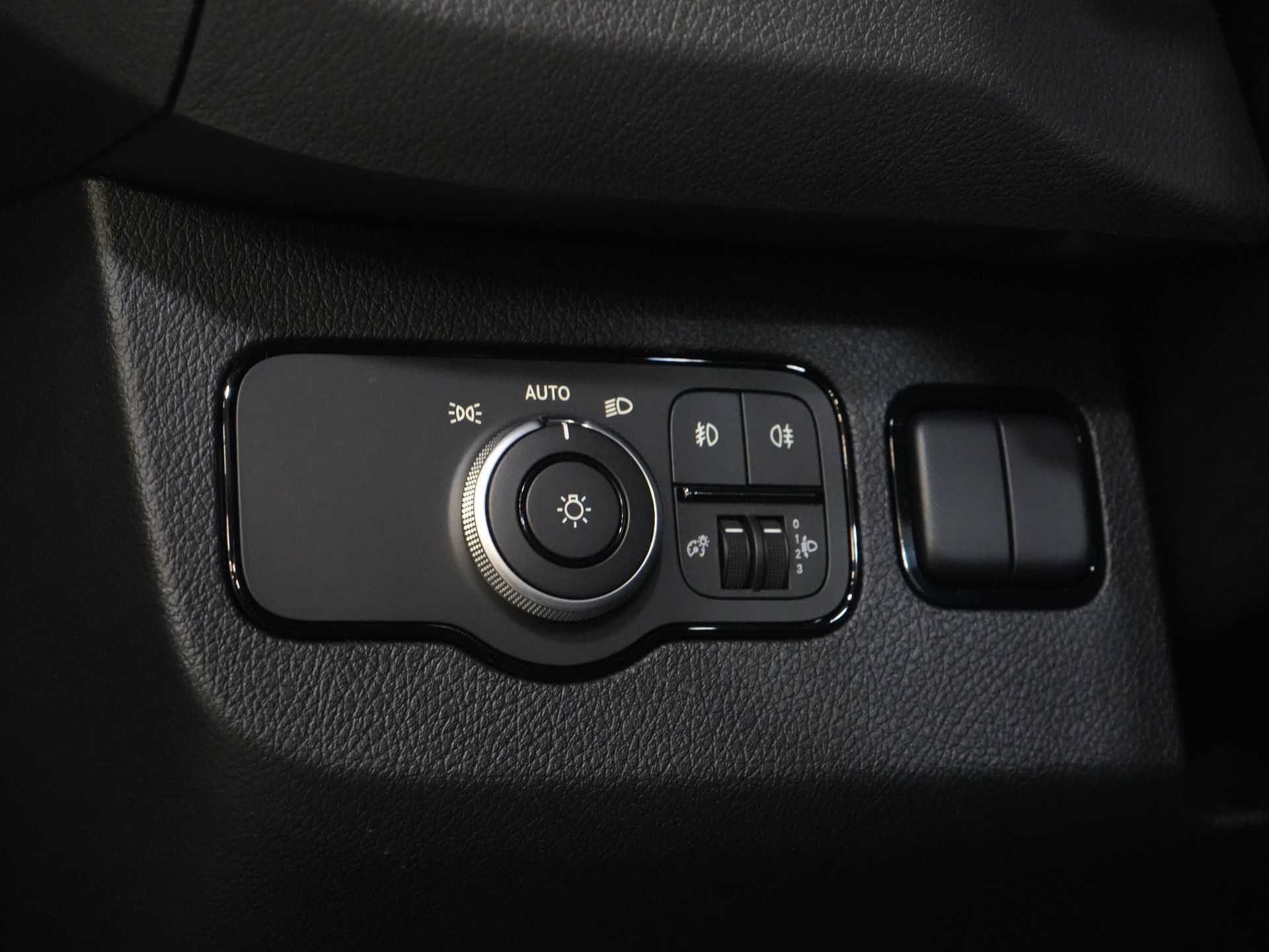 Mercedes-Benz Sprinter Open laadbak 317 CDI Aut. L3 RWD BPM VRIJ/ Open Laadbak/ 3.5t Trekverm./ Camera/ MBUX/ Cruise