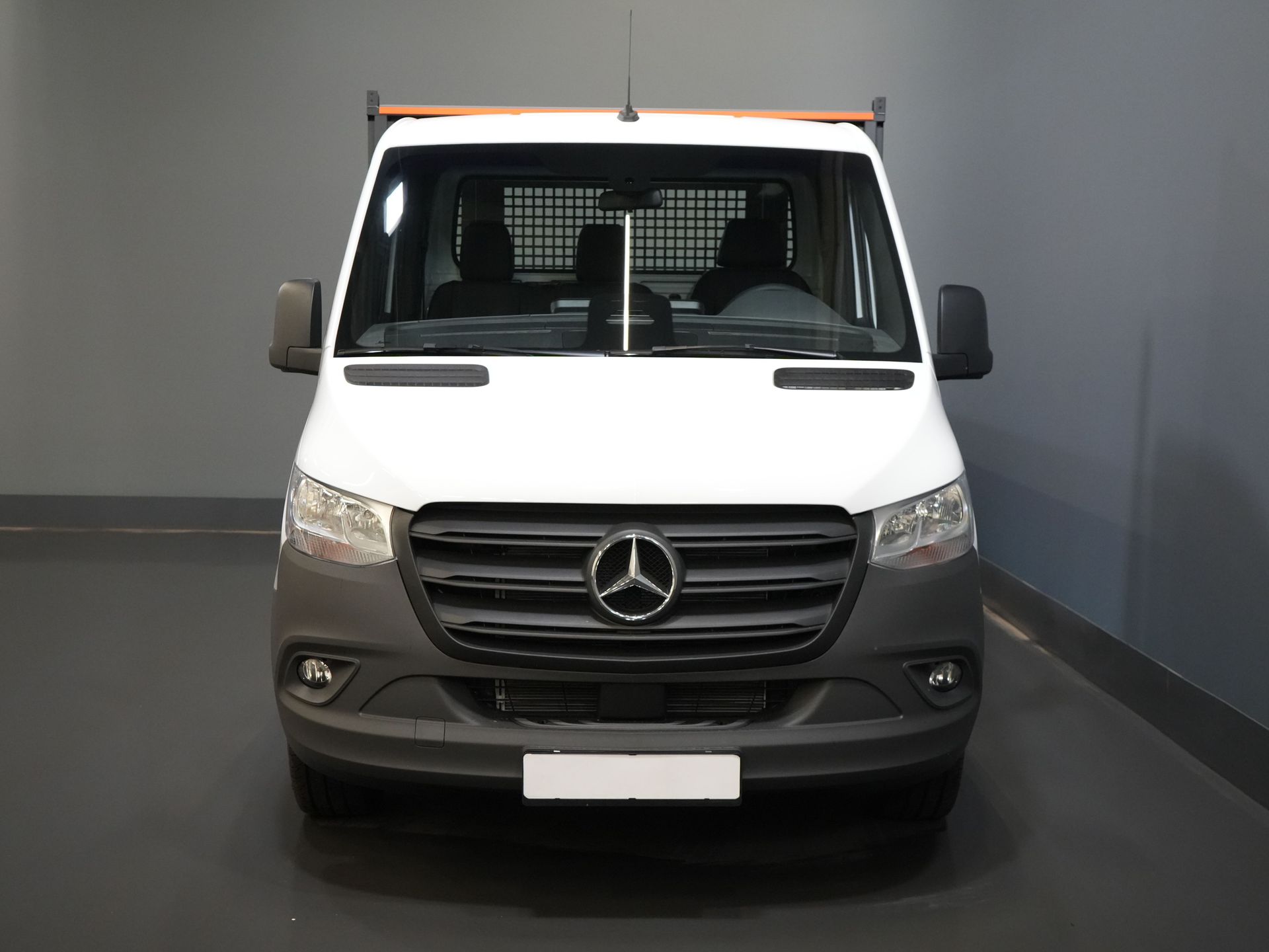 Mercedes-Benz Sprinter Open laadbak 317 CDI Aut. L3 RWD BPM VRIJ/ Open Laadbak/ 3.5t Trekverm./ Camera/ MBUX/ Cruise