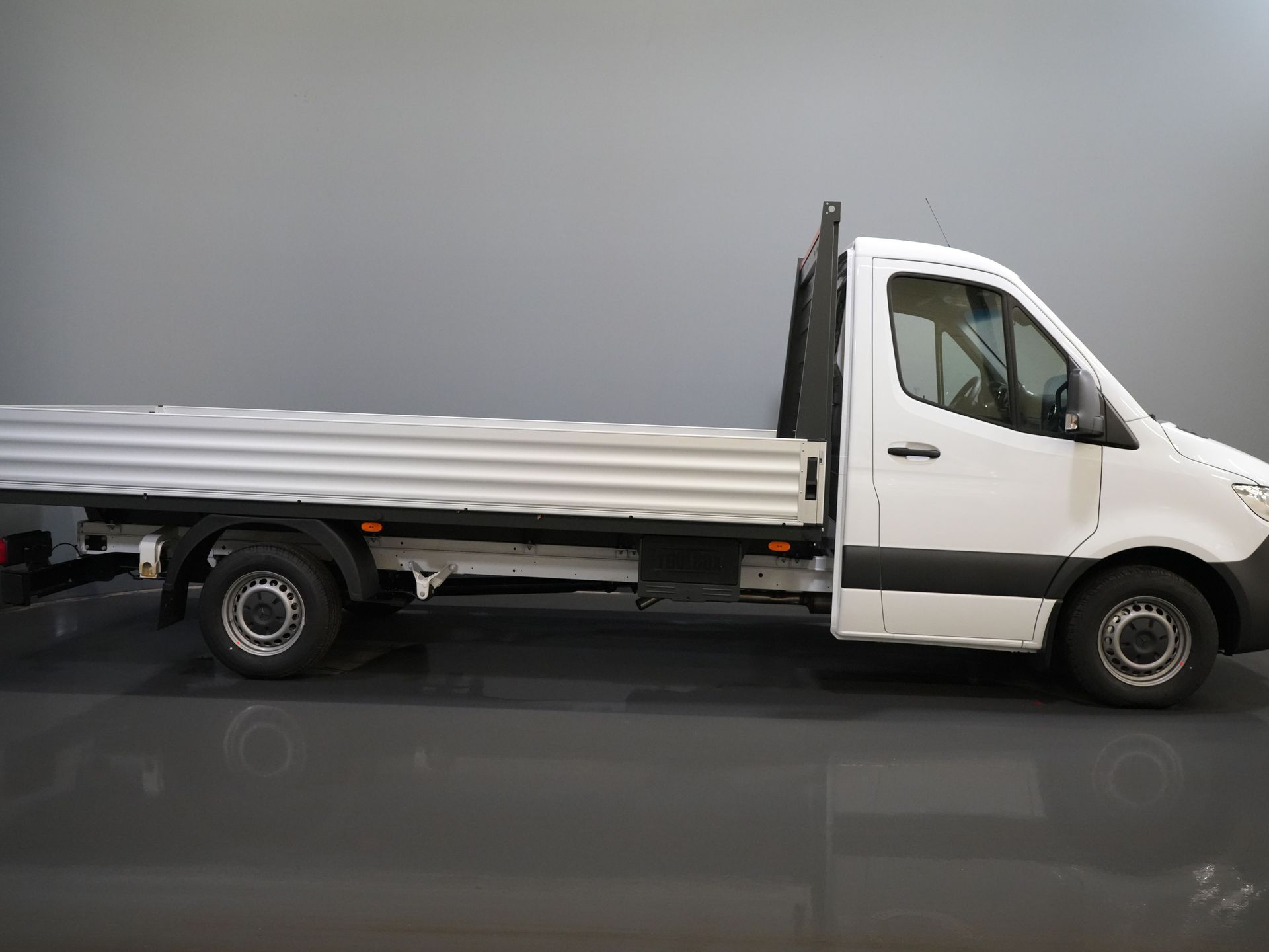 Mercedes-Benz Sprinter Open laadbak 317 CDI Aut. L3 RWD BPM VRIJ/ Open Laadbak/ 3.5t Trekverm./ Camera/ MBUX/ Cruise