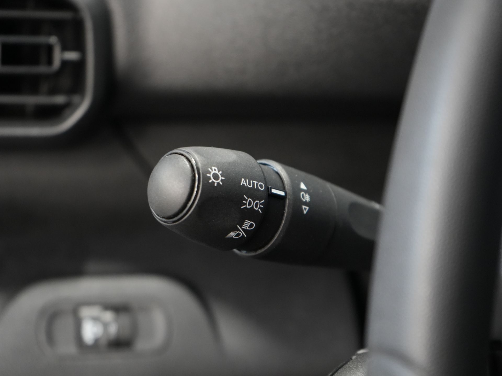 Peugeot Partner Bestelbus 1.5 HDi 100 pk BPM VRIJ Ready2Go 3Pers./ Carplay/ Airco/ Cruise/ Camera/ PDC
