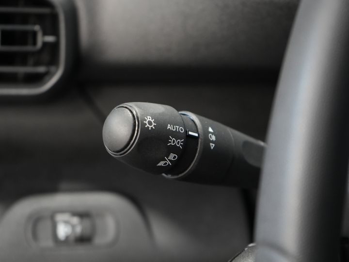 Peugeot Partner Bestelbus 1.5 HDi 100 pk BPM VRIJ Ready2Go 3Pers./ Carplay/ Airco/ Cruise/ Camera/ PDC