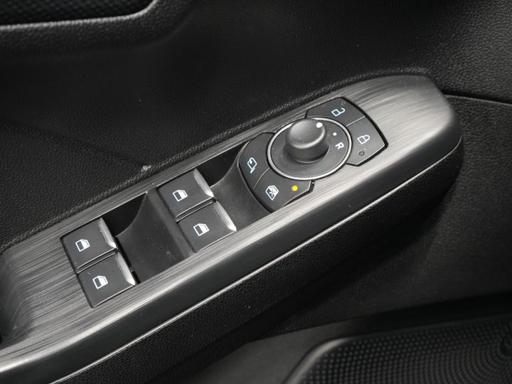 Ford Kuga SUV 2.5 PHEV 225 к.с. ST-Line LED/ Head-Up/ Adapt.cruise/ Підігрів підставки/ Keyless/ Elek.flap/ Stoelverwant/ Steeringverw./ Carplay/ Navi/ Clima