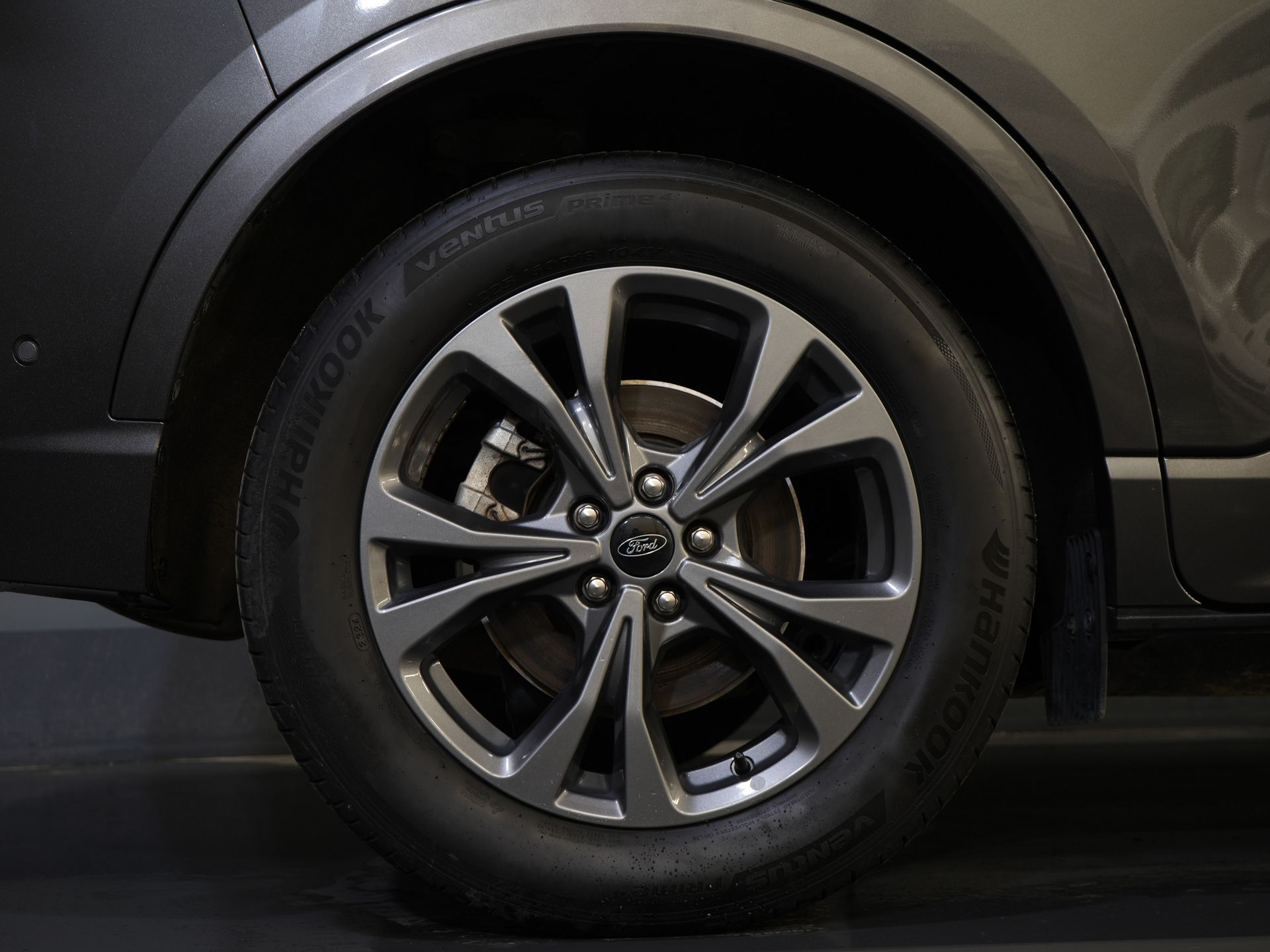 Ford Kuga SUV 2.5 PHEV 225 к.с. ST-Line LED/ Head-Up/ Adapt.cruise/ Підігрів підставки/ Keyless/ Elek.flap/ Stoelverwant/ Steeringverw./ Carplay/ Navi/ Clima