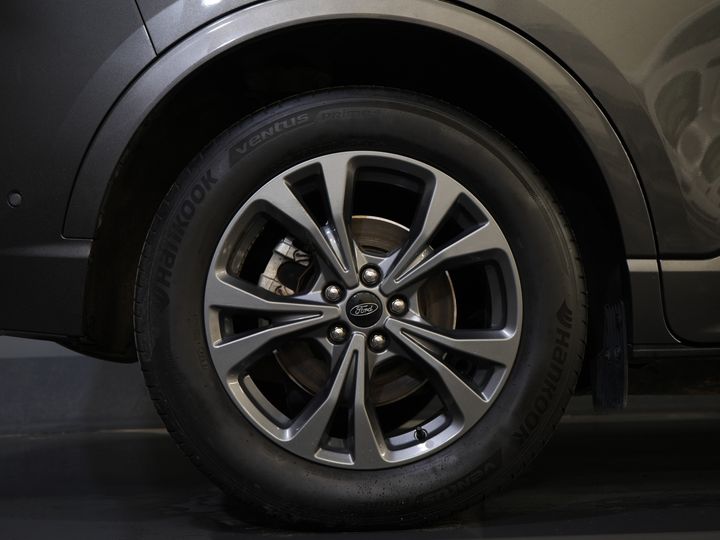 Ford Kuga SUV 2.5 PHEV 225 к.с. ST-Line LED/ Head-Up/ Adapt.cruise/ Підігрів підставки/ Keyless/ Elek.flap/ Stoelverwant/ Steeringverw./ Carplay/ Navi/ Clima