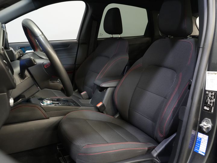 Ford Kuga SUV 2.5 PHEV 225 к.с. ST-Line LED/ Head-Up/ Adapt.cruise/ Підігрів підставки/ Keyless/ Elek.flap/ Stoelverwant/ Steeringverw./ Carplay/ Navi/ Clima