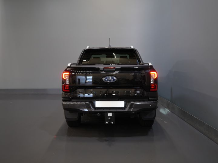 Ford Ranger Pick-Up Wildtrak 2.3 PHEV Double Cab 4x4/ B&O/ Tech-Pack/ Adapt.Cruise/ 3.5t Towingverm./ Caméra 360/ Cuir/ Alarme/ Navi/ Carplay/ Towinghaa