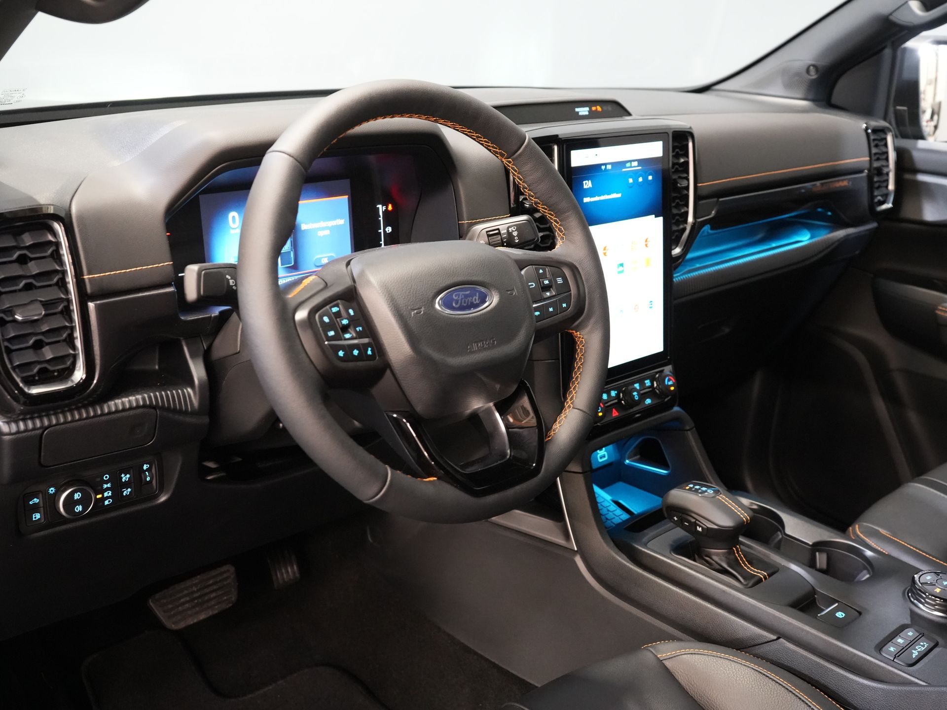 Ford Ranger Pick-Up Wildtrak 2.3 PHEV Double Cab 4x4/ B&O/ Tech-Pack/ Adapt.Cruise/ 3.5t Towingverm./ Caméra 360/ Cuir/ Alarme/ Navi/ Carplay/ Towinghaa