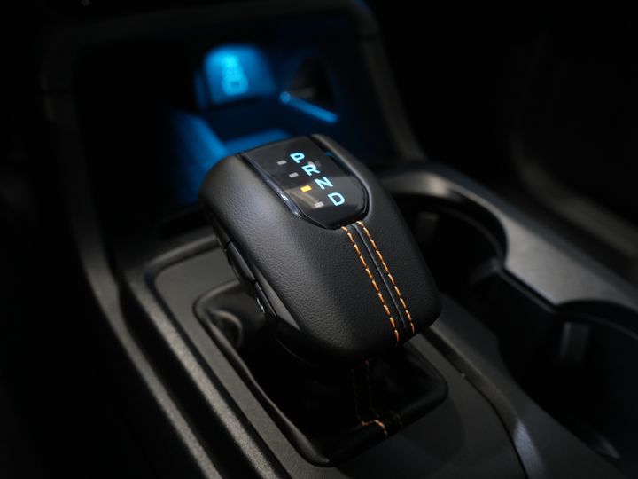 Ford Ranger Pick-Up Wildtrak 2.3 PHEV Double Cab 4x4/ B&O/ Tech-Pack/ Adapt.Cruise/ 3.5t Towingverm./ Caméra 360/ Cuir/ Alarme/ Navi/ Carplay/ Towinghaa