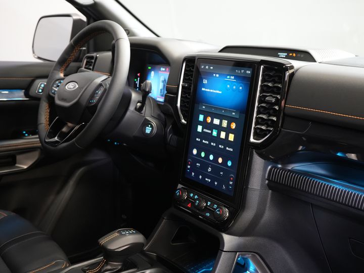 Ford Ranger Pick-Up Wildtrak 2.3 PHEV Double Cab 4x4/ B&O/ Tech-Pack/ Adapt.Cruise/ 3.5t Towingverm./ Caméra 360/ Cuir/ Alarme/ Navi/ Carplay/ Towinghaa