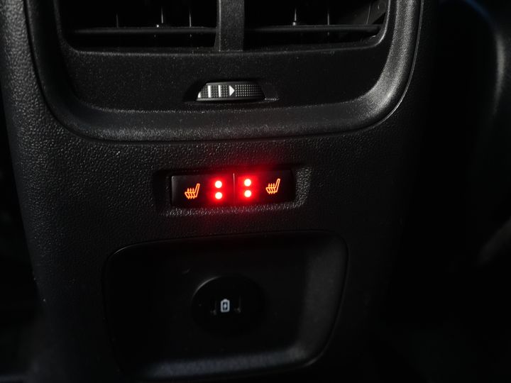 Ford Kuga SUV 2.5 PHEV 225 ch Titanium Navi/ Carplay/ Sièges chauffants/ Volant chauffant/ Caméra/ PDC/ Climatisation