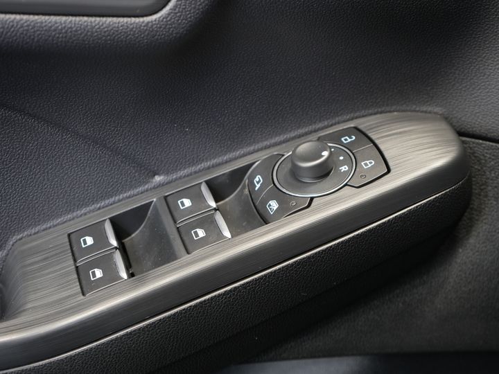 Ford Kuga SUV 2.5 PHEV 225 ch Titanium Navi/ Carplay/ Sièges chauffants/ Volant chauffant/ Caméra/ PDC/ Climatisation