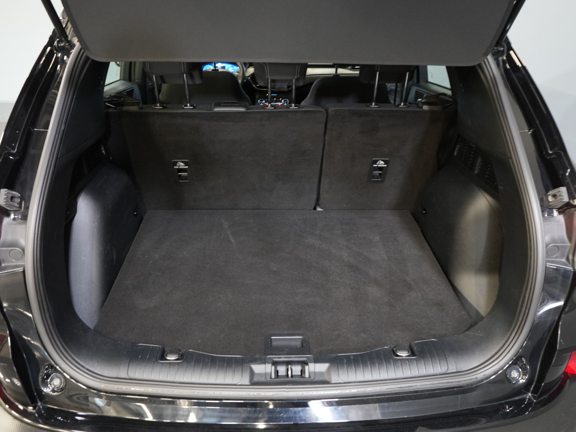 Ford Kuga SUV 2.5 PHEV 225 ch Titanium Navi/ Carplay/ Sièges chauffants/ Volant chauffant/ Caméra/ PDC/ Climatisation