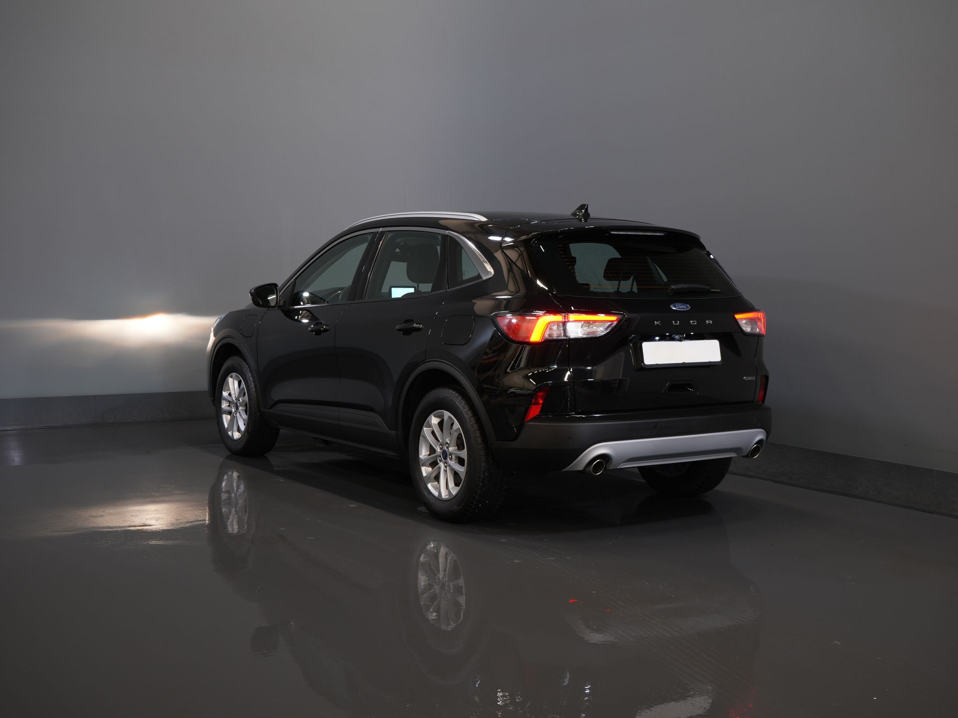 Ford Kuga SUV 2.5 PHEV 225 ch Titanium Navi/ Carplay/ Sièges chauffants/ Volant chauffant/ Caméra/ PDC/ Climatisation